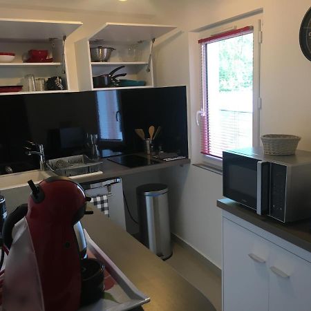 Coeur De Ville, Joli 2 Pieces Au 1Er Etage, Wifi ! Chartres Exterior foto