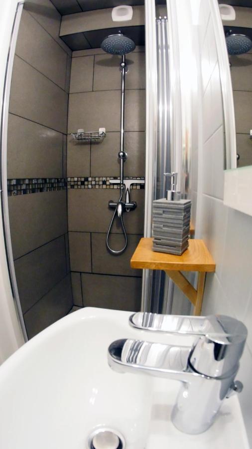 Coeur De Ville, Joli 2 Pieces Au 1Er Etage, Wifi ! Chartres Exterior foto